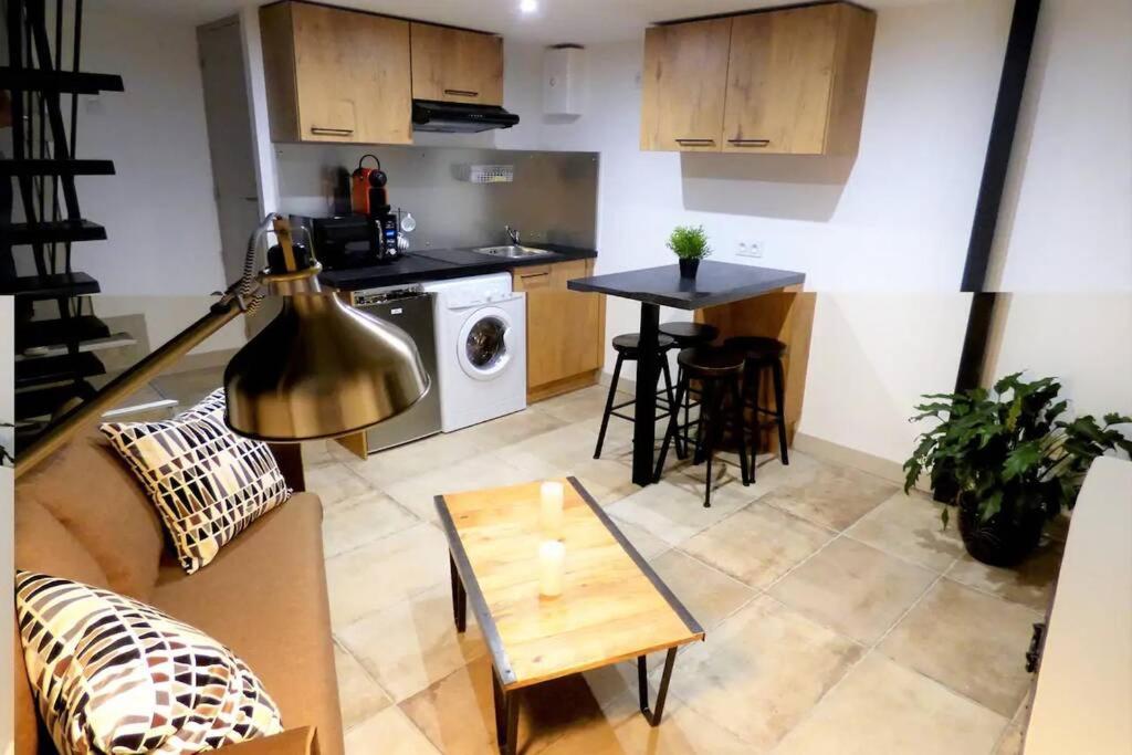 Charmant Duplex Centre Historique Vitre Екстериор снимка