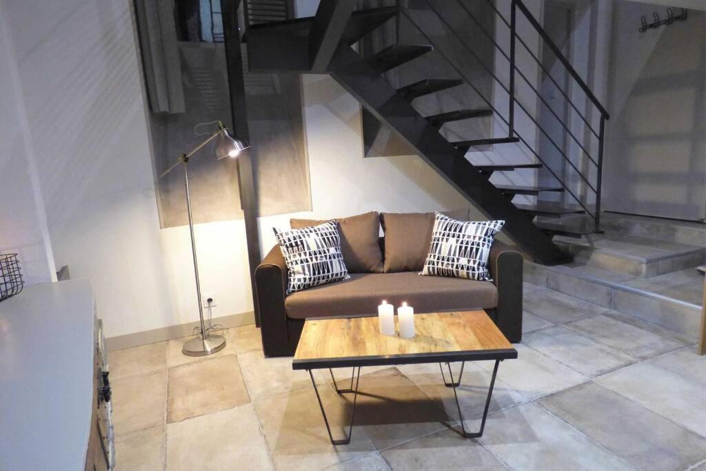 Charmant Duplex Centre Historique Vitre Екстериор снимка